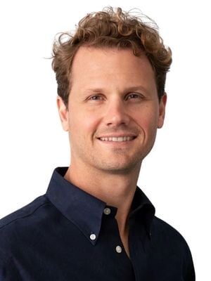 13_Clayton Dean - website